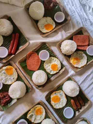 breakfast near me